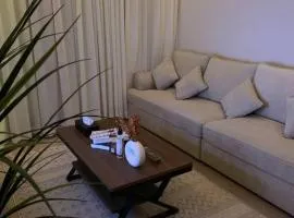 شقة جديدة ومميزة بحي الملقا
