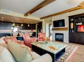 Edgemont 2301 Luxury Condo with Backdoor Ski-In Ski-Out Access!