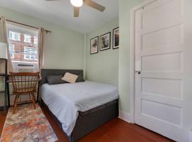 Historic Petworth Homestay, homestay in Washington