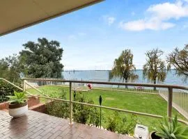 Lakeside Landing