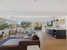 Treetops At Copacabana Accom Holidays