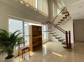 Hồ Ba Mẫu Apartment LilyHome