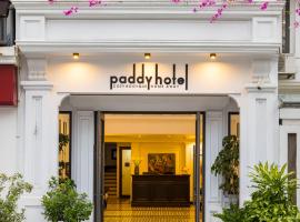 Paddy Hotel, hotelli Ha Longissa lähellä maamerkkiä Quang Ninh Museum