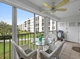 Coastal style condo with pool, spa and steps to beach