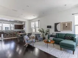 Newark 4br w 2-car garage nr cinema sports SFO-1609