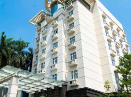 Hòa Nam Hotel, отель в городе Nam Dương