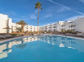 Hotel Siroco - Adults Only, serviced apartment in Costa Teguise