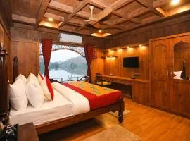Ekta Houseboat by CheckIn, Statue of Unity Kevadia