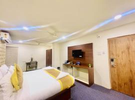 HOTEL EAGLE GRAND, hotel in Shamshabad