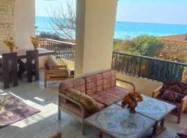 Hot apartment above the see within special villa 3 bedroom 2 toilets 24 hours service parking free beach inside villa free