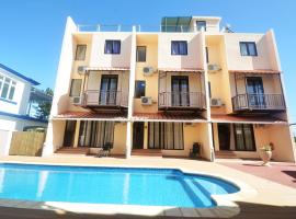 West Sand Holidays LICENSED BY THE TOURISM AUTHORITY 09926, apartment in Flic-en-Flac