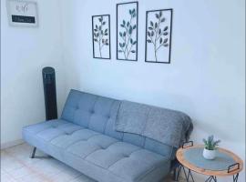 Studio21-A Centric Comfort Apartment, apartment in Bayamon