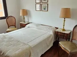8 Depto de un dormitorio cochera