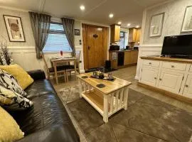 Picton Cottage Studio - A beautiful newly refurbished annexe with handmade features