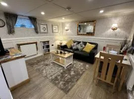 Picton Cottage Studio - A beautiful newly refurbished annexe with handmade features