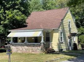 PSU Nittany Valley Cozy Cottage
