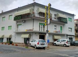 Hotel Il Boschetto, готель у місті Пістоя