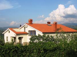 Farm stay Domačija Butul, farm stay in Koper