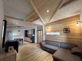 Appartamento Chalet Bernardi, cabin in Caderzone Terme