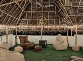 Unpack Hostel