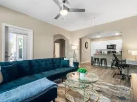 Chic 2BR/2BA Condo: Pool & More!