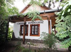 Cserhát Guesthouse, holiday rental in Felsőtold