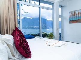 TIBERIAS by luxury Atitlan, hotell i San Pedro La Laguna