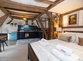 우스터에 위치한 호텔 RiizeRooms at Bar TwentyTwo - central boutique hotel & bar