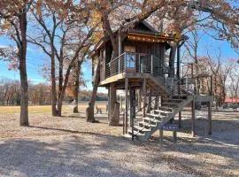 The Robin Treehouse 15 MIN to Magnolia Baylor