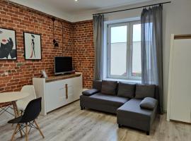 Konopnickiej 9 Apartament Loft dostęp na kod, apartment in Pabianice