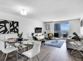 Luxurious Condo in Brickell with Free Parking