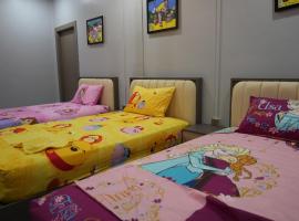 Ptes Lory, hotel 