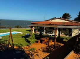 Casa de praia Aurora, holiday home in Icapuí