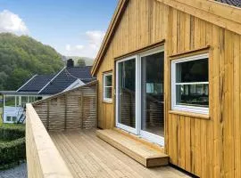 Beautiful Home In Lyngdal With 2 Bedrooms And Wifi