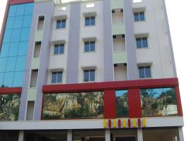 KSR GRAND, hotel en Srikalahasti