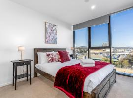 Grand Central Towers Apt Resort-Style Amenities - Hosted by CanStay, hotel in Phillip