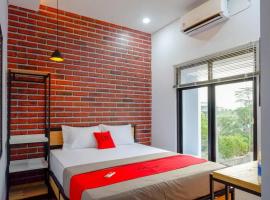 RedDoorz near Universitas Muhammadiyah Purwokerto 2، فندق في Kembaran