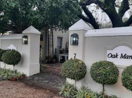 Cafe Felix & Old Oak Manor, hotel em Riebeek-Kasteel