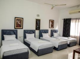 Funk Bunks - By The Lake Hostel, hostel v destinaci Kandy