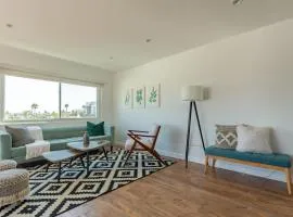 Long Beach 1br nr aquarium groceries bars LAX-1156