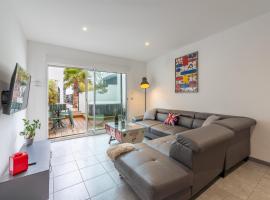 Zephyr - Accès direct plage Grau d'Agde, hotel in Le Grau-dʼAgde