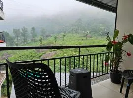 Tea Dale - All rooms with Tea Estate view