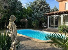 Ty Calon Lan, hotel in Montazels