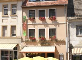 Eiscafe-Pizzeria-Hotel Rialto, hotel with parking in Eilenburg