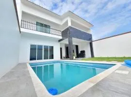 Casa MORA Tequesquitengo