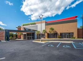 Wyndham Garden Columbia-Ft Jackson, hotel with jacuzzis in Columbia