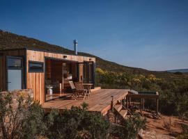 Solace Eco Cabins - Tea Cabin, chalet i Clanwilliam