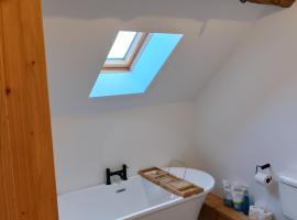 Sanctuary inn, hotel com estacionamento em Bolsover