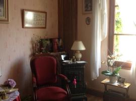 Chambres D'Hôtes Des 3 Rois, hotel v destinaci Verdun-sur-Meuse