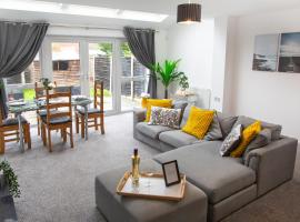 Cozy Townhouse in the heart of Greater Manchester, hotell i Manchester